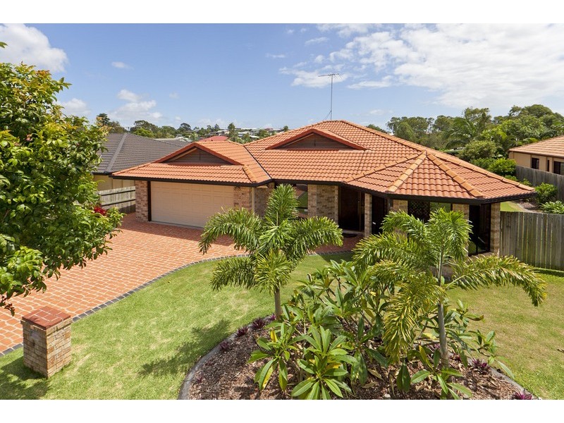 6 Bush Cherry Place, Thornlands QLD 4164