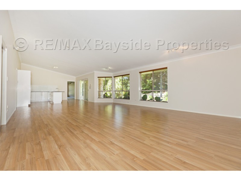 8 Willard Road, Capalaba QLD 4157