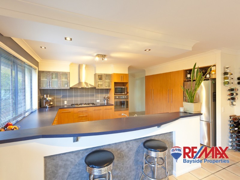 15 Malcomia Street, Redland Bay QLD 4165