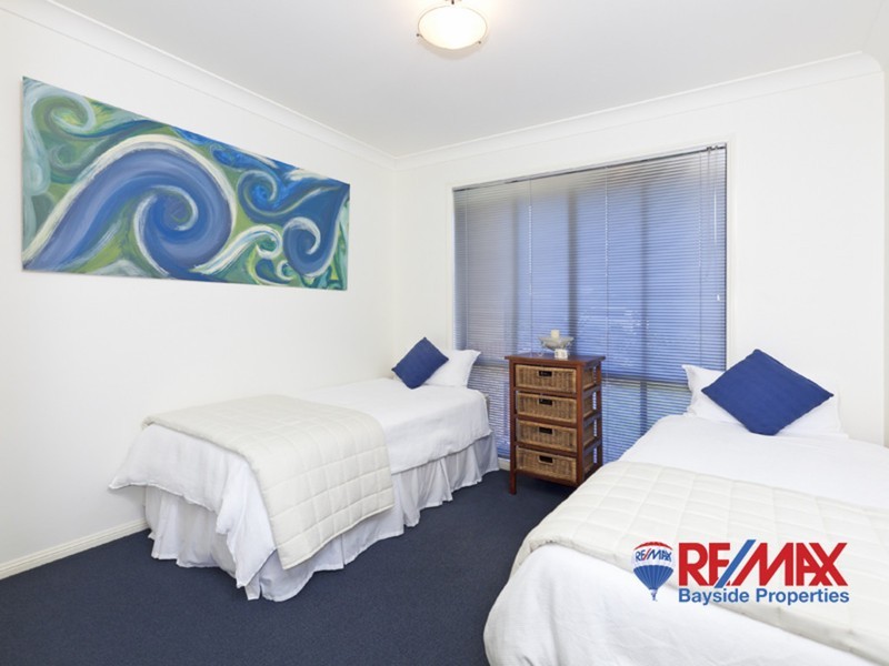 15 Malcomia Street, Redland Bay QLD 4165