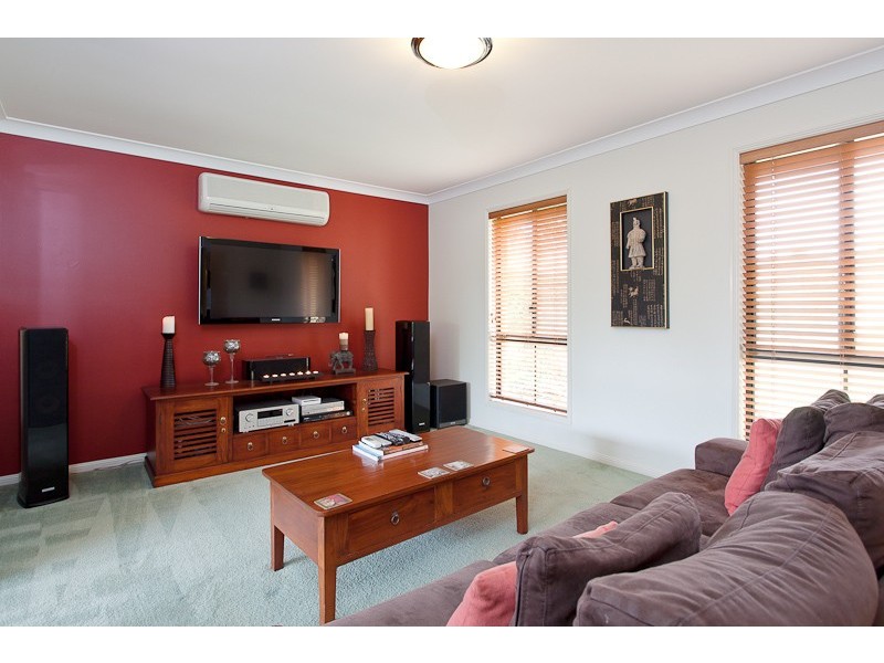 30 Juanita St, Birkdale QLD 4159
