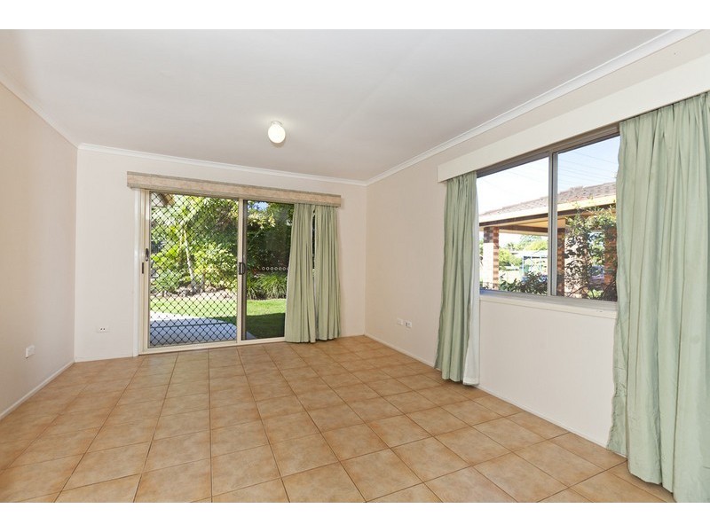 121 Dart Street, Redland Bay QLD 4165
