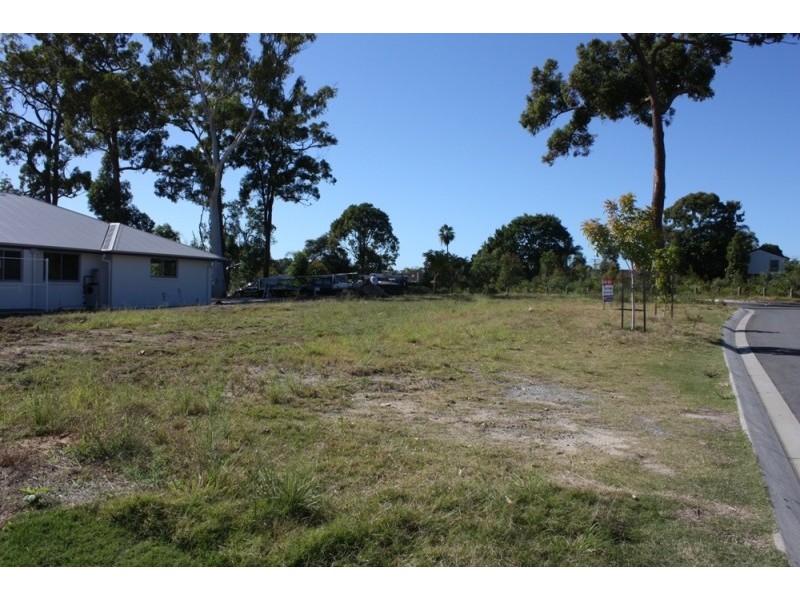 8 Vedson St, Birkdale QLD 4159