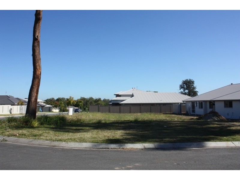 8 Vedson St, Birkdale QLD 4159