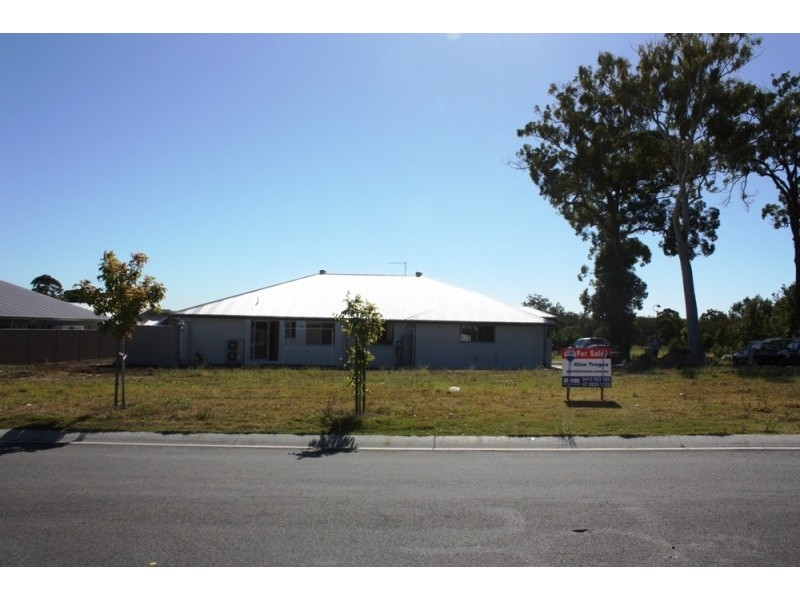 8 Vedson St, Birkdale QLD 4159