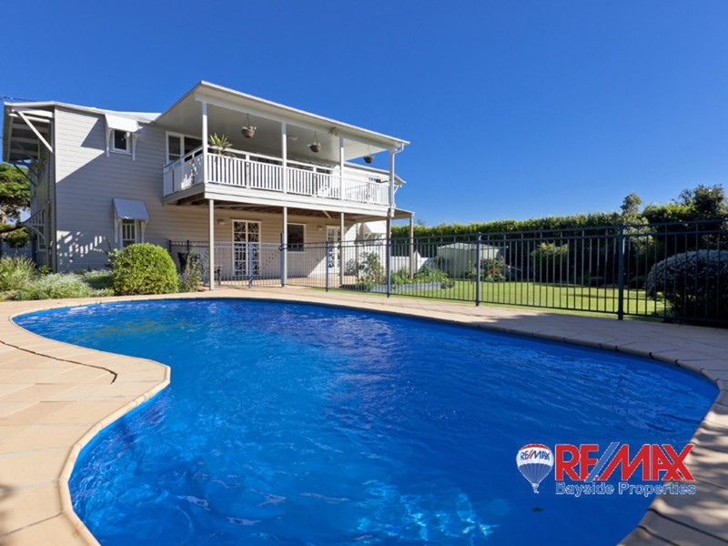 10 Birdwood Road, Birkdale QLD 4159