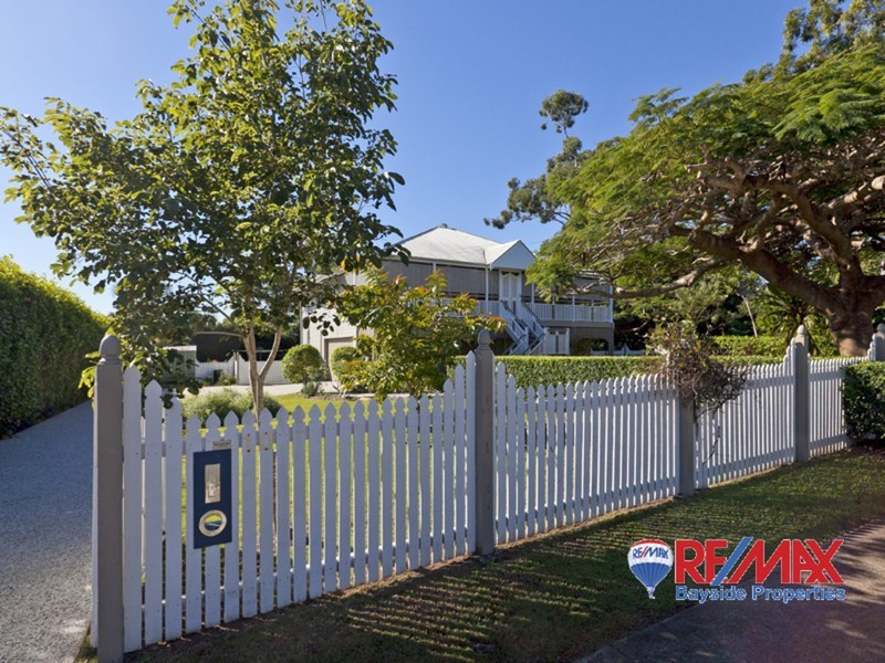 10 Birdwood Road, Birkdale QLD 4159