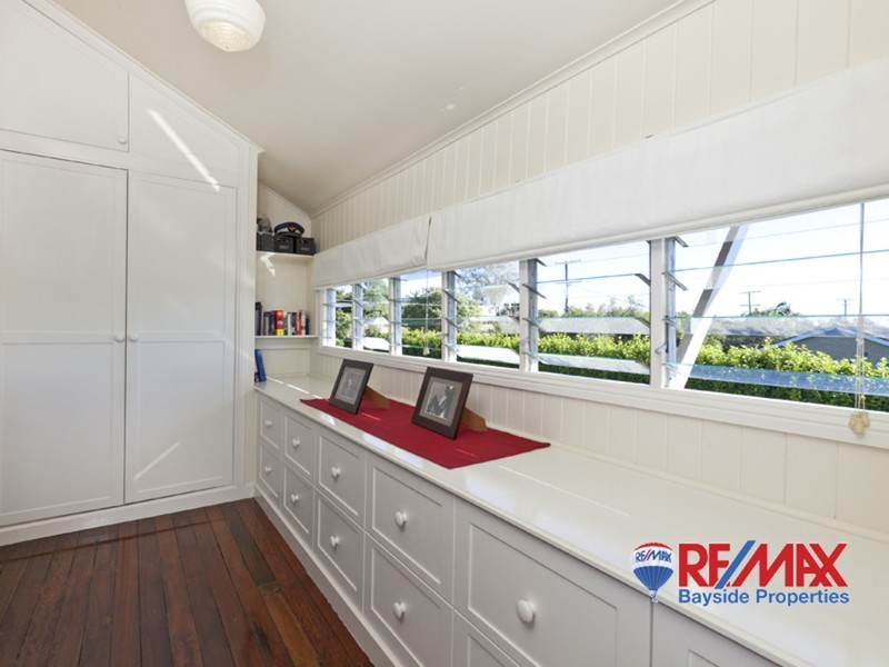 10 Birdwood Road, Birkdale QLD 4159