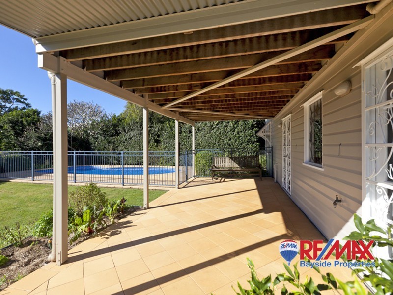 10 Birdwood Road, Birkdale QLD 4159