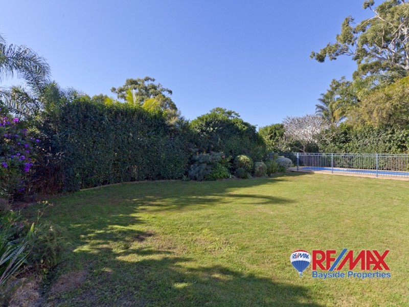 10 Birdwood Road, Birkdale QLD 4159