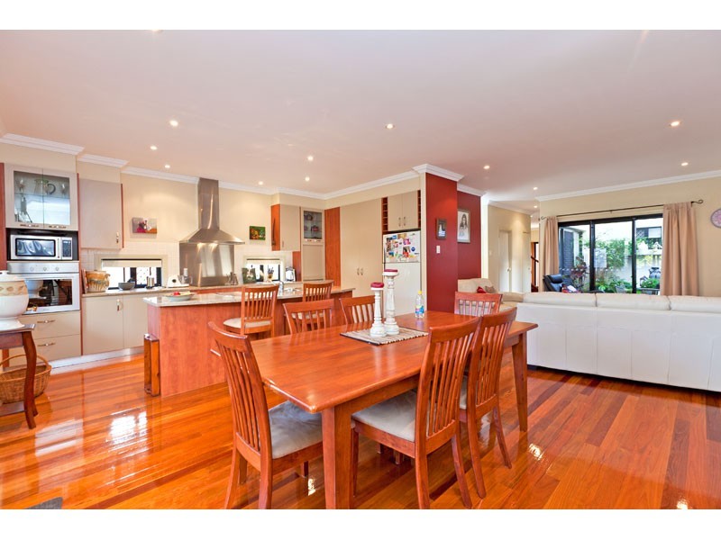 15 Alice St, Wellington Point QLD 4160