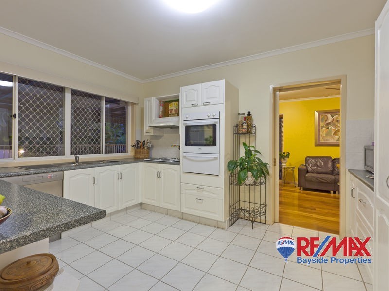 15 Macgregor Drive, Birkdale QLD 4159