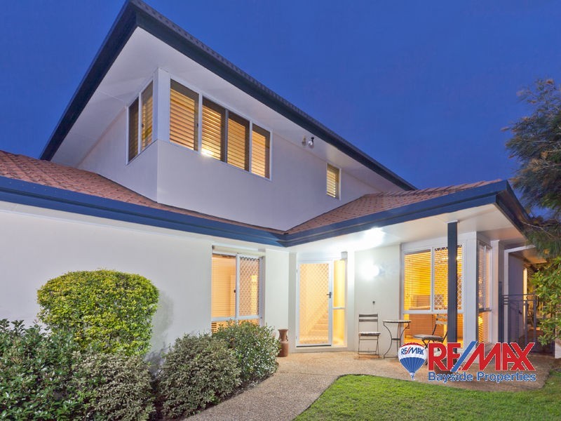 15 Macgregor Drive, Birkdale QLD 4159