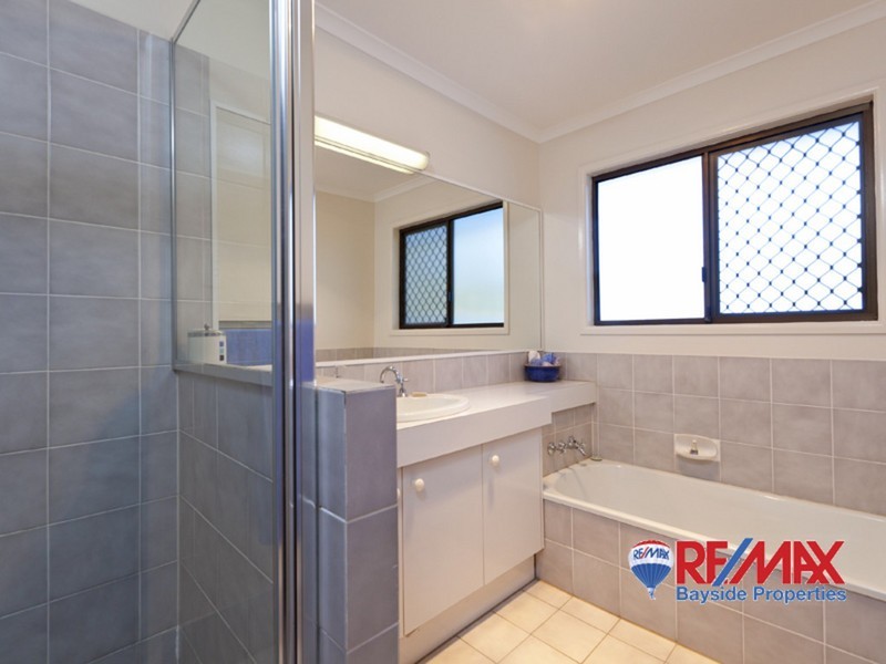 250 Woodlands Dr, Thornlands QLD 4164