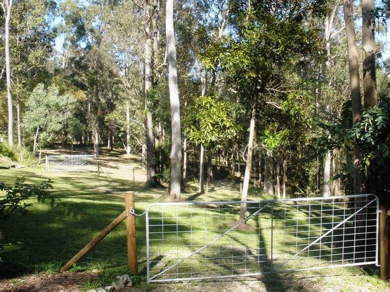 84 Summit St, Sheldon QLD 4157