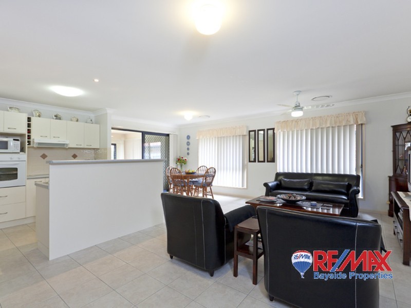 8 Hawkins Place, Thornlands QLD 4164