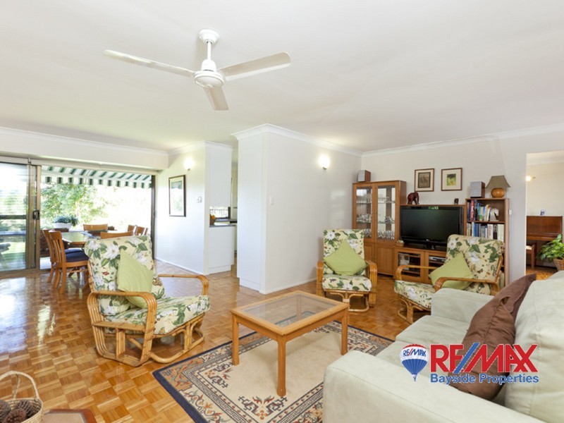 250 Woodlands Dr, Thornlands QLD 4164
