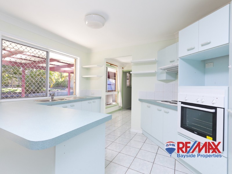 10 Sapphire Dr, Alexandra Hills QLD 4161