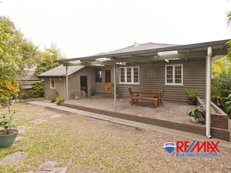 8 Hillview Tce, Moorooka QLD 4105