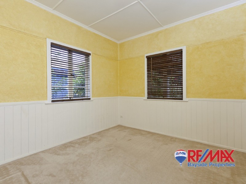 8 Hillview Tce, Moorooka QLD 4105