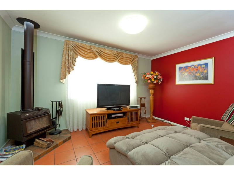 283 Redland Bay Road, Capalaba QLD 4157