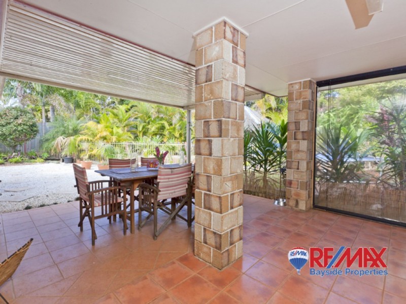 8 Palmerston Place, Victoria Point QLD 4165