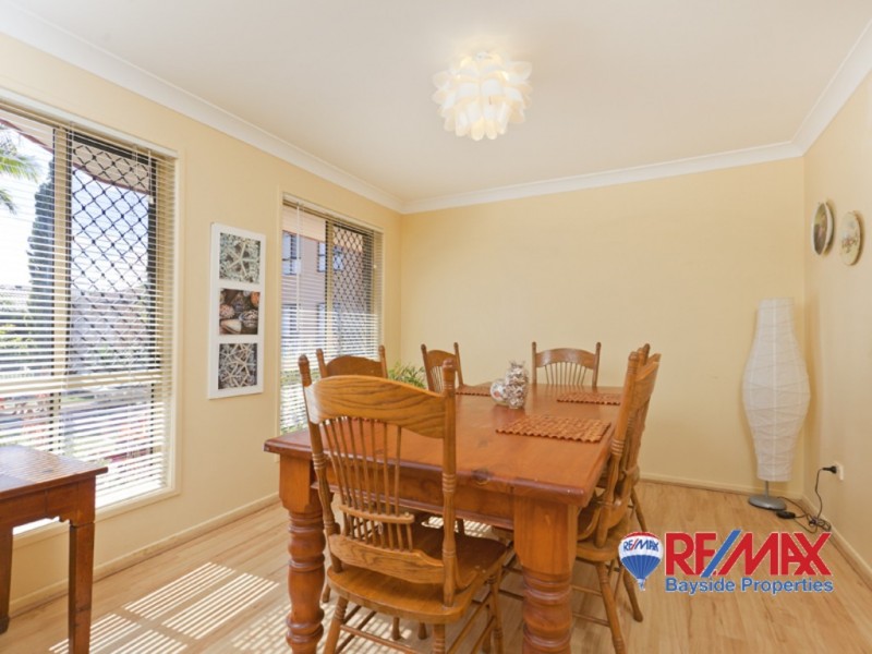 8 Palmerston Place, Victoria Point QLD 4165