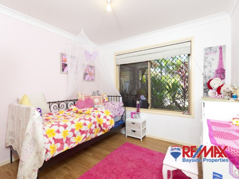 8 Palmerston Place, Victoria Point QLD 4165