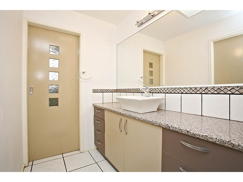 8 COTTONWOOD CRT, Capalaba QLD 4157