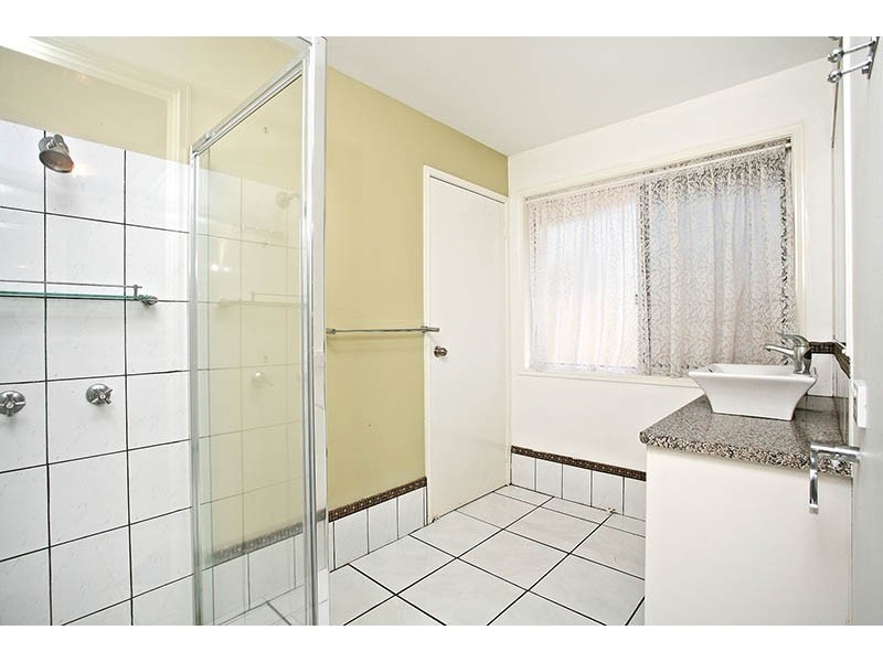 8 COTTONWOOD CRT, Capalaba QLD 4157