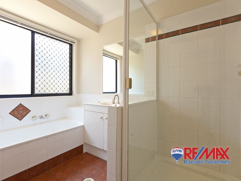 4 FLOWERS STREET, Alexandra Hills QLD 4161