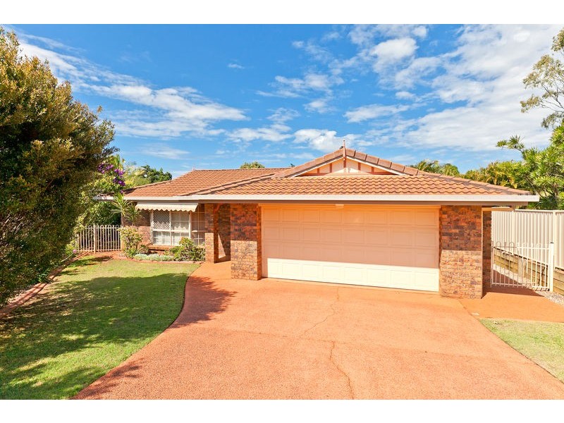 6 Lionel Court, Redland Bay QLD 4165