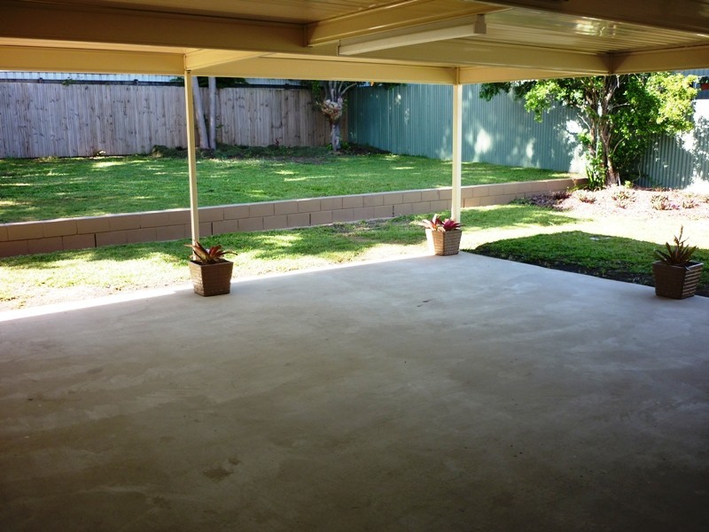 17 Magnolia Pde, Victoria Point QLD 4165