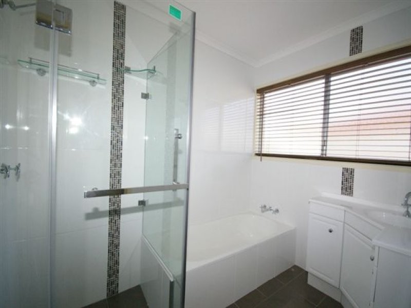 17 Magnolia Pde, Victoria Point QLD 4165