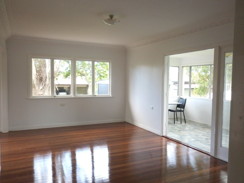 141 Mooroondu Rd, Thorneside QLD 4158