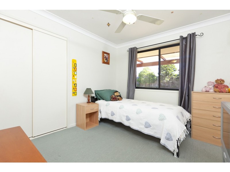 52 Hilliards Park Drive, Wellington Point QLD 4160