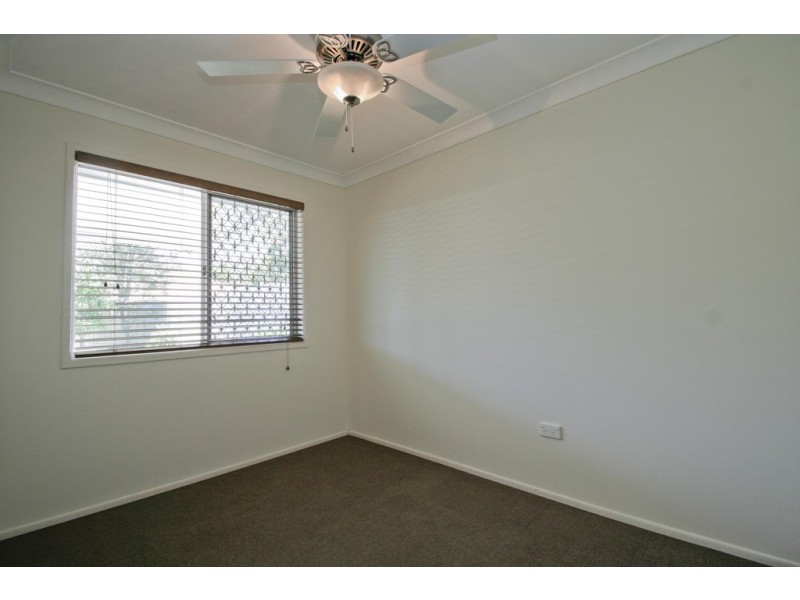 4 Penrose Avenue, Redland Bay QLD 4165