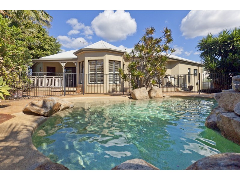 17 Fletcher Tce, Ormiston QLD 4160