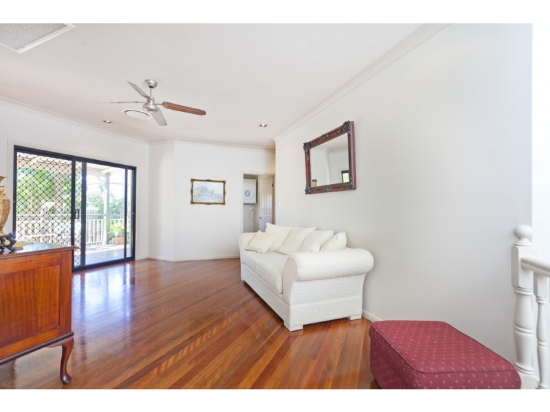 17 Fletcher Tce, Ormiston QLD 4160