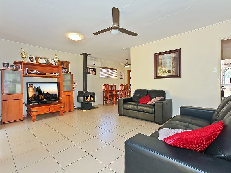 22 Beatty Rd, Thorneside QLD 4158
