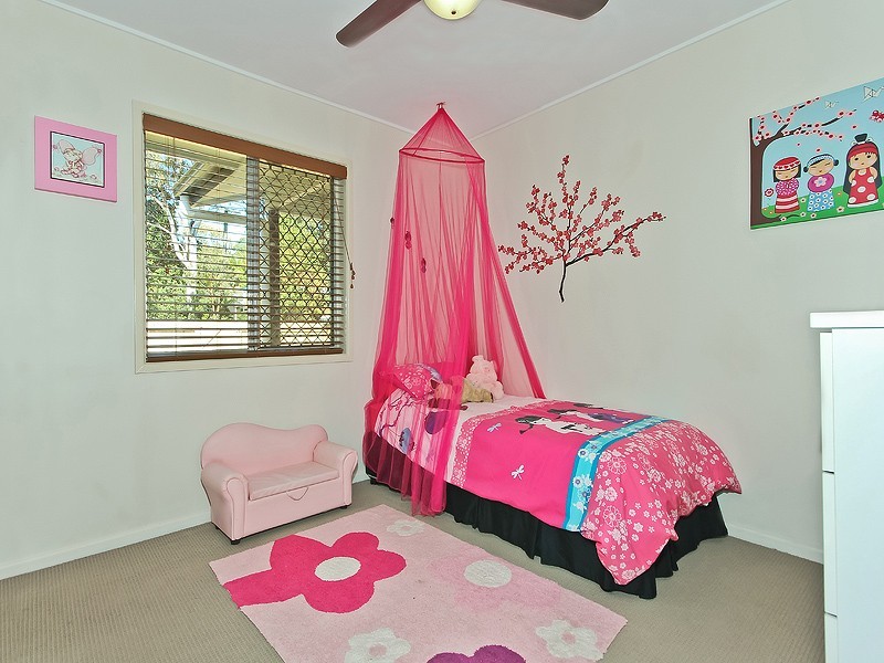 22 Beatty Rd, Thorneside QLD 4158