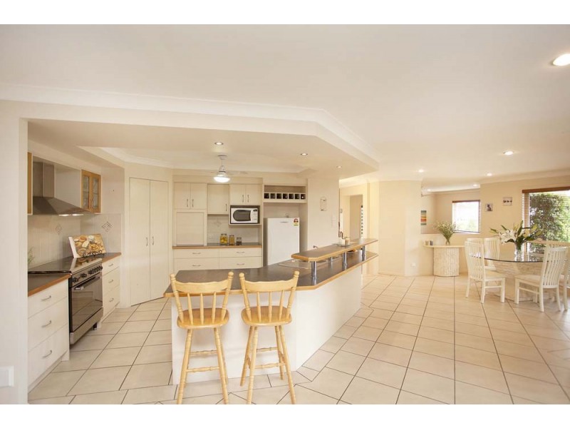 1 Coralbay Close, Thornlands QLD 4164