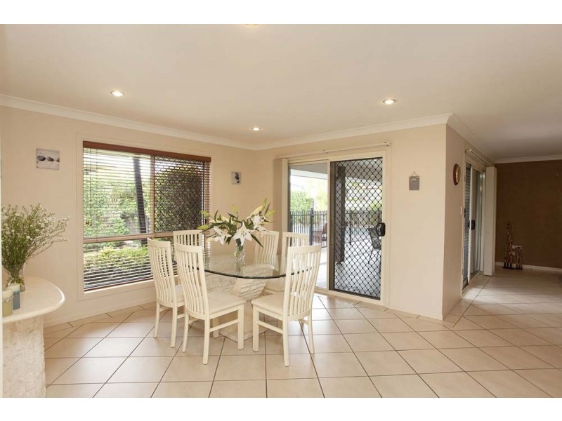 1 Coralbay Close, Thornlands QLD 4164