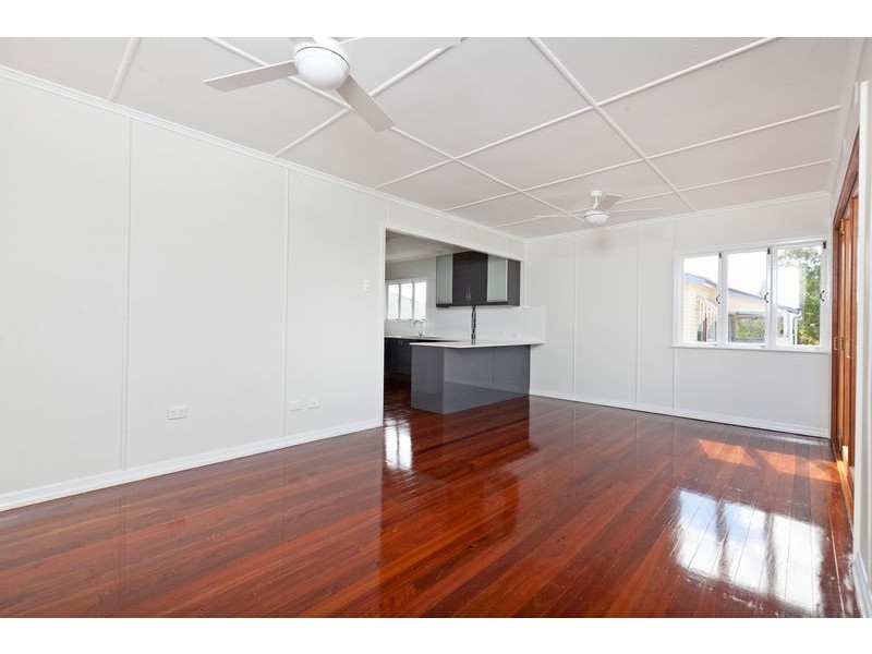 3 Aster Street, Cannon Hill QLD 4170