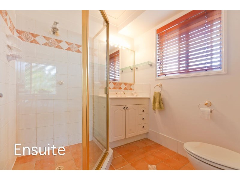 6 Marcel Place, Wellington Point QLD 4160