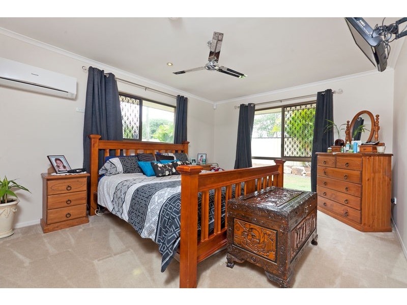 48 Tinchborne St, Chandler QLD 4155