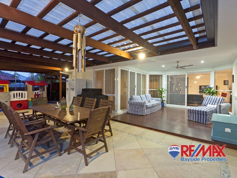 70 Ribonwood St, Thornlands QLD 4164