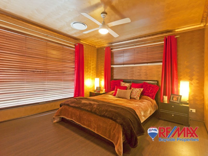 70 Ribonwood St, Thornlands QLD 4164