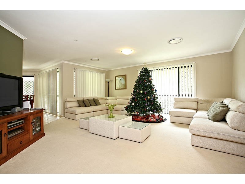 16 Archer Place, Wellington Point QLD 4160