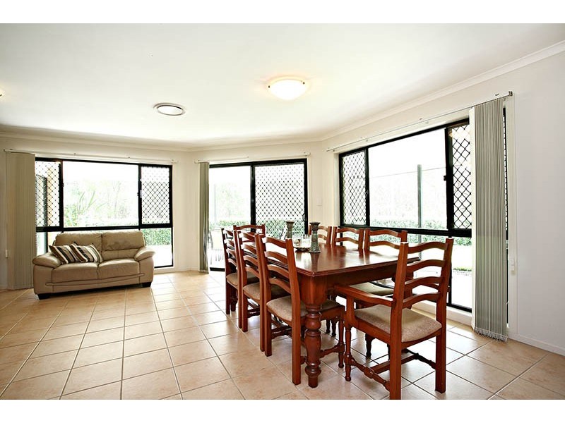 16 Archer Place, Wellington Point QLD 4160